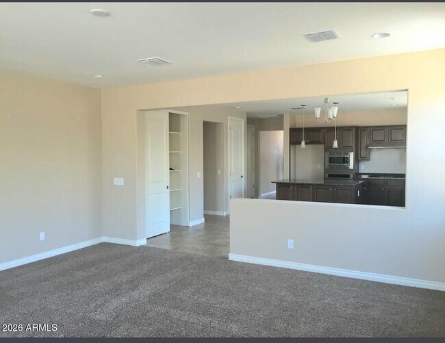 Foto del edificio - 194 E Mead Dr