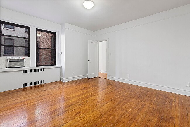 Foto del edificio - 209 W 104th St