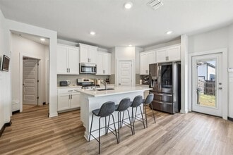 Building Photo - 296 Banff Dr