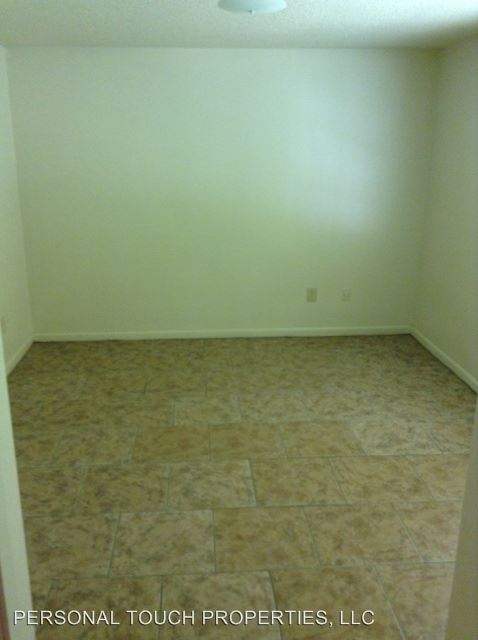 Foto del edificio - 8323 Governor Dr