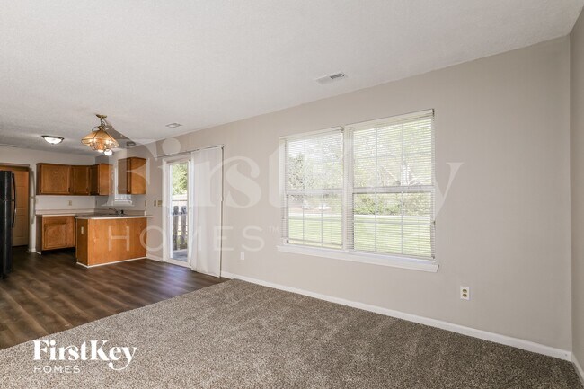 Foto del edificio - 8813 Brassport Cir