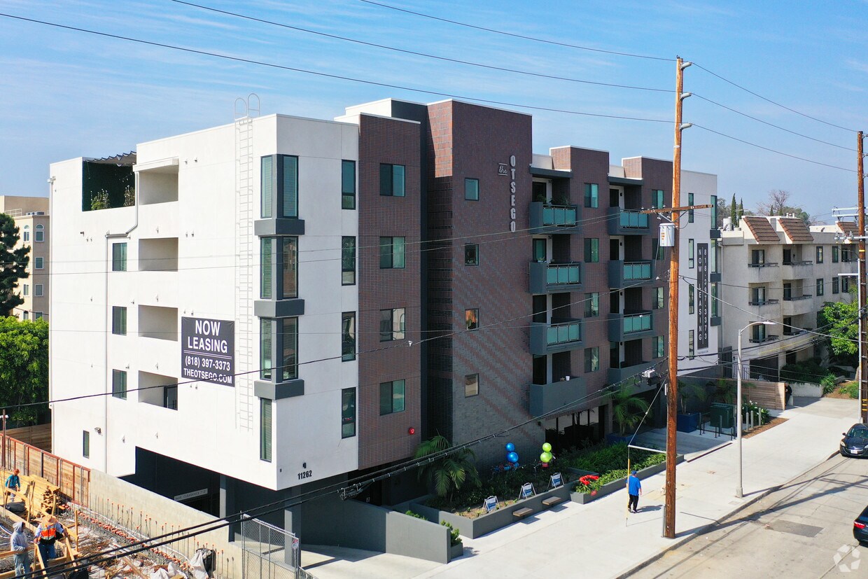 OGO The Otsego 11262 Ostego St North Hollywood, CA Apartments for