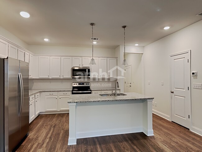 Building Photo - 5125 Cranford Ct