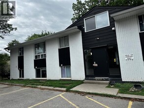 Building Photo - 89 Sheldon Ave