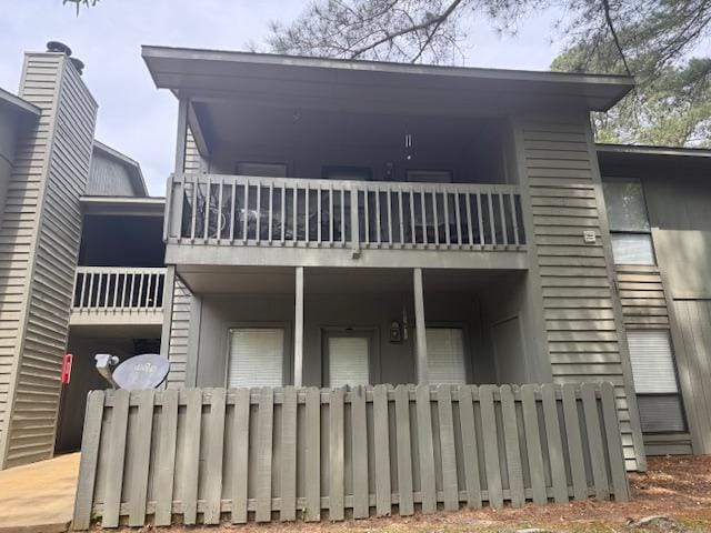 Building Photo - 1885 Tryon Dr