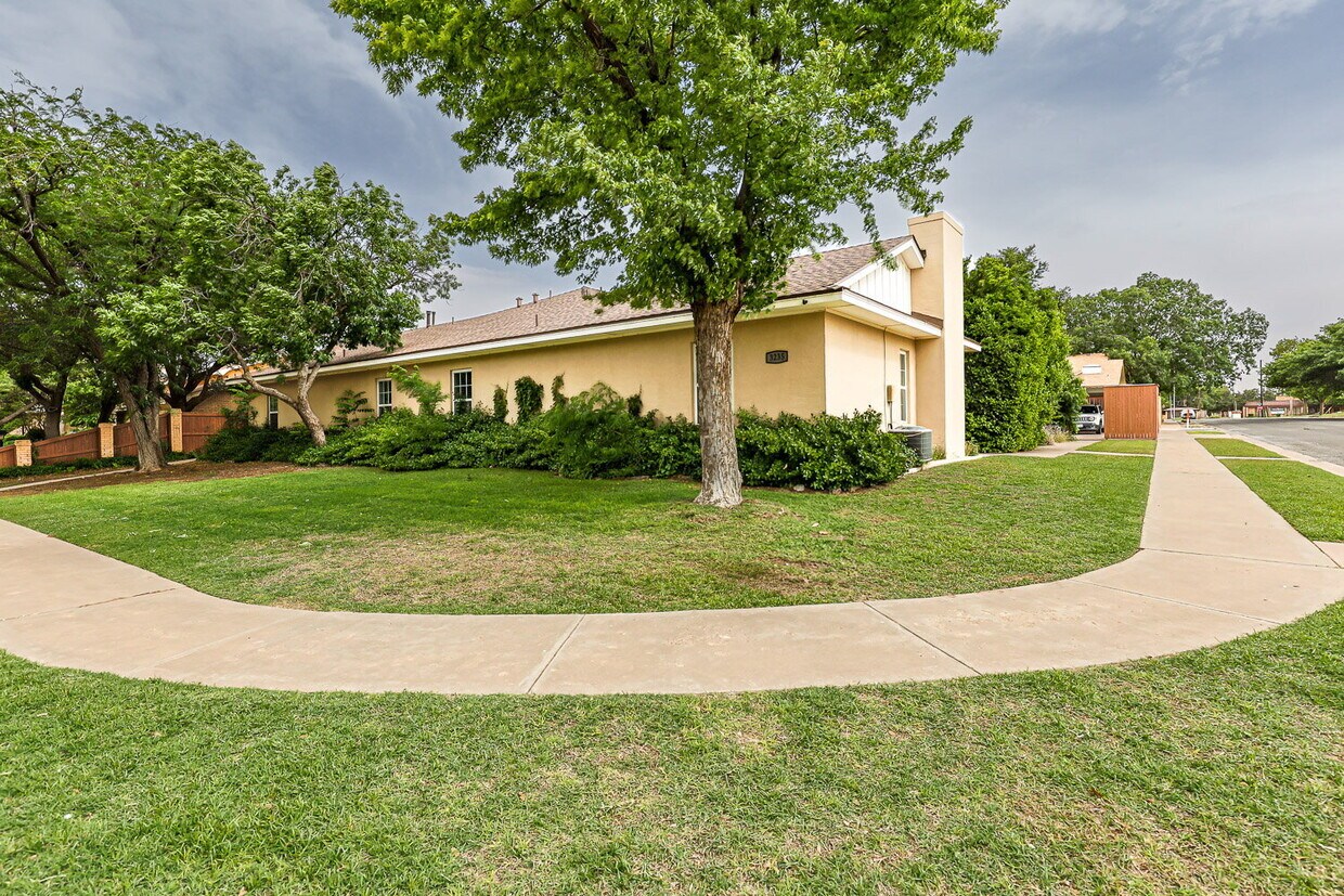 Foto principal - Wonderful 3 Bed, 2 Bath Property!!!