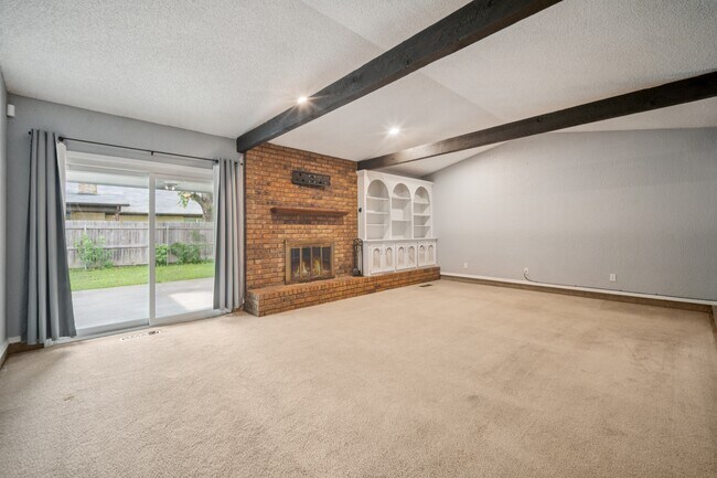 Foto del edificio - 2208 W Louisville St