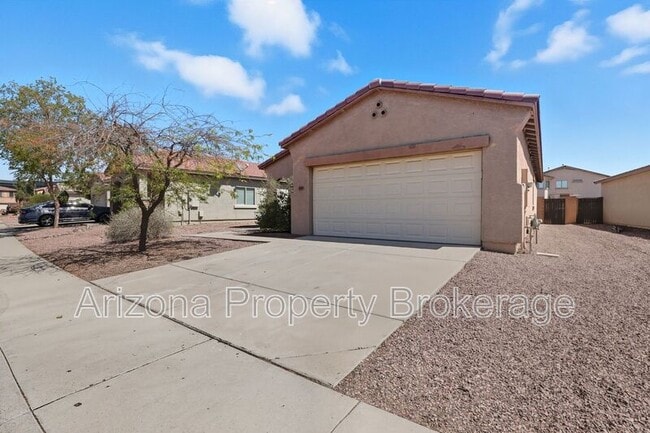 Building Photo - 2219 N 92nd Dl