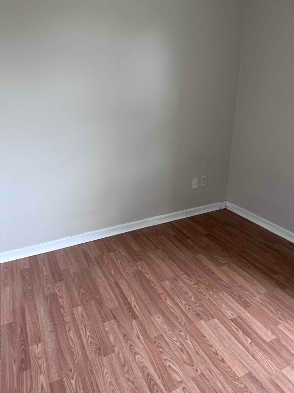 Foto del edificio - 5819 Medtree Pl