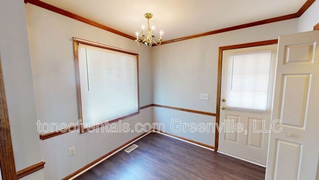 Building Photo - 201b Hipps Ave