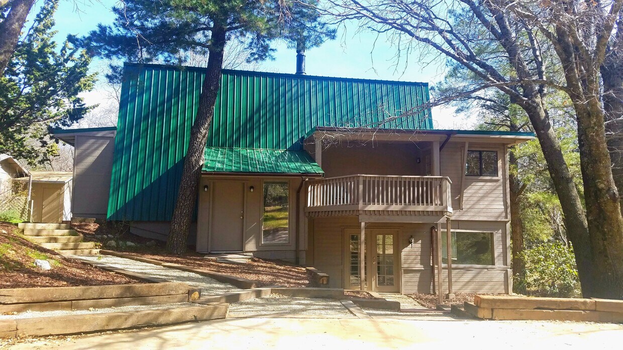 3706 Lakeview Dr, Julian, CA 92036 House Rental in Julian, CA