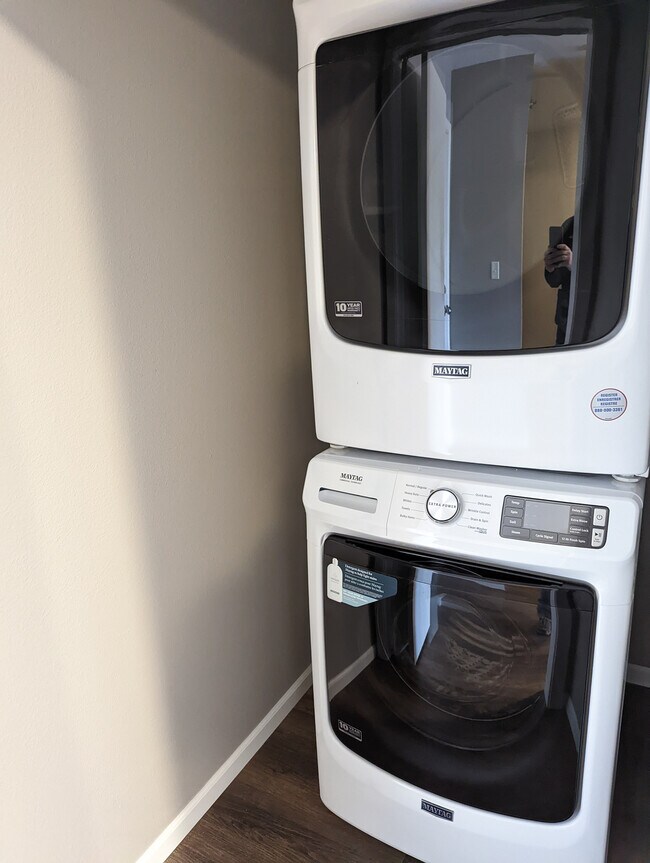 Foto del edificio - Nexus Apartments