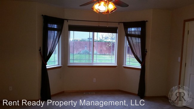 Foto del edificio - 3 br, 2 bath House - 905 S 76th Ave