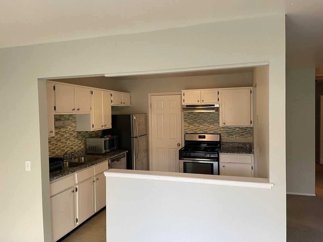 Foto principal - 88 Ashcroft Ln