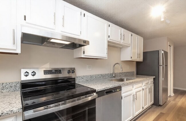 Foto del edificio - 9500 Shannon Green Dr