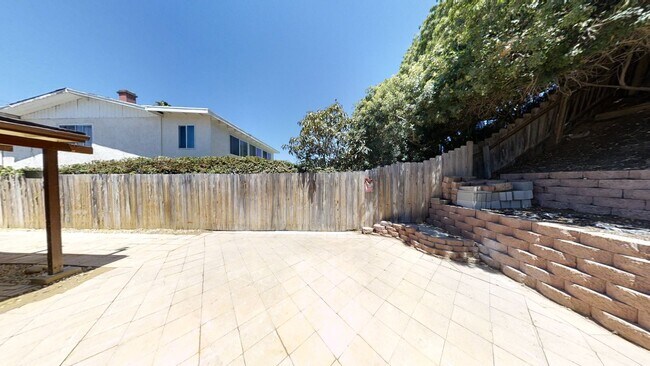 Foto del edificio - 4BD/2BA on Tipton!
