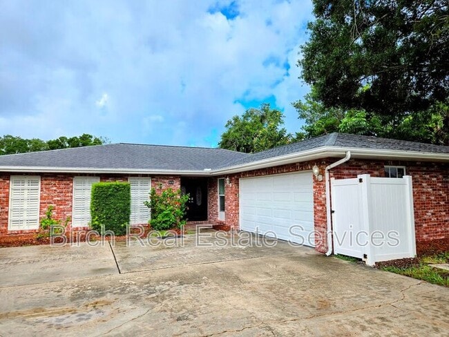 Building Photo - 515 Hollow Ridge Rd
