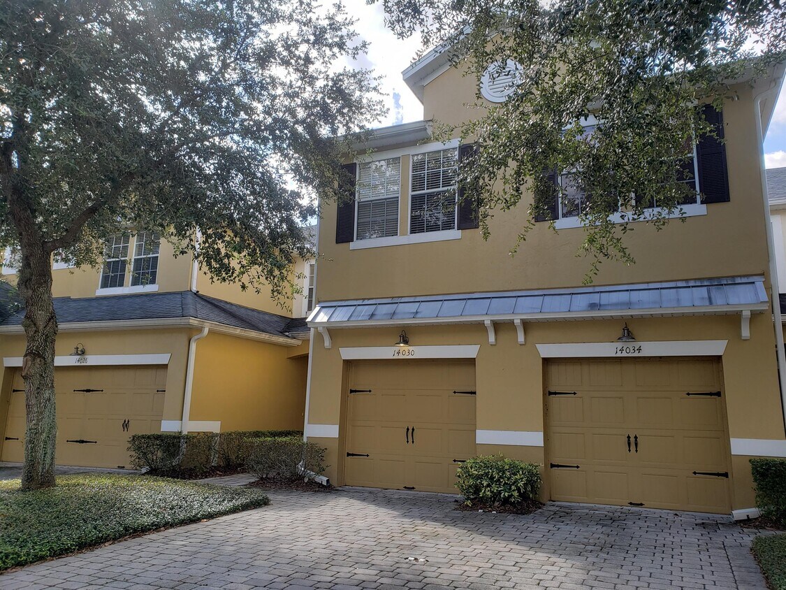 14030 Sparkling Cove Ln, Windermere, FL 34786 Townhome Rentals in