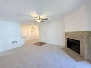 Building Photo - 9959 Azuaga St