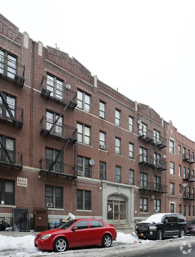 Foto principal - 1571 Sterling Place