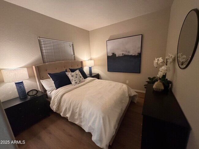 Foto del edificio - 4065 W Ardmore Rd