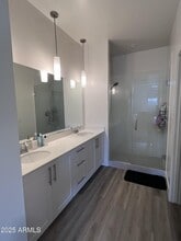 Building Photo - 7300 E Earll Dr