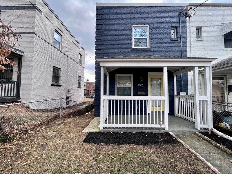 Foto principal - 1921 Alabama Ave SE