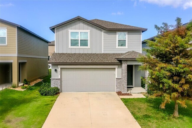 Foto del edificio - 1802 Sundance Chase Rd