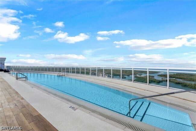 Foto del edificio - 13915 Old Coast Rd