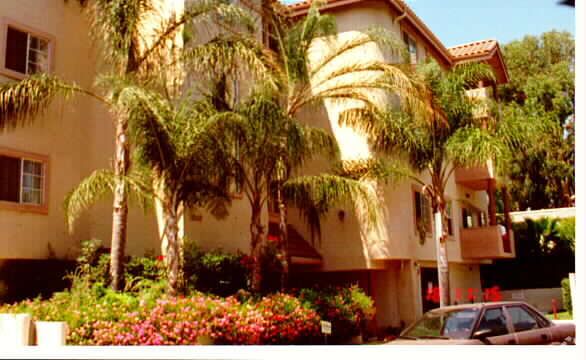 Building Photo - Valleyheart Apartments