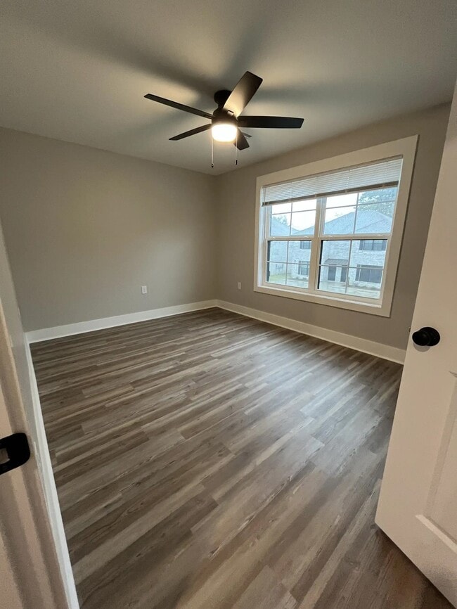 Building Photo - 2555 Arkansas Rd