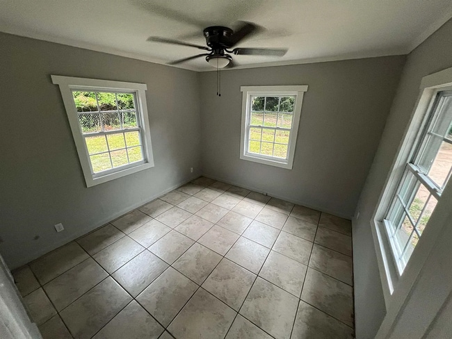 Building Photo - 1240 Levy Ave