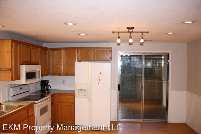 Building Photo - 3 br, 2 bath House - 218 NE 175th Ave
