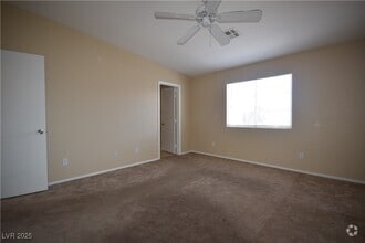 Building Photo - 4099 Halfmoon Bay Dr