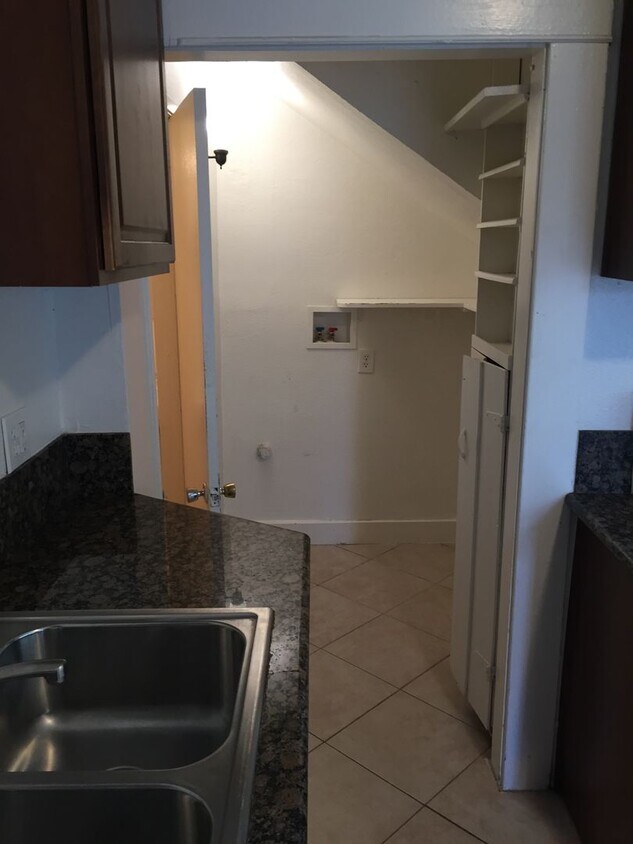 120 N Grant St, Roseville, CA 95678 - House Rental in Roseville 