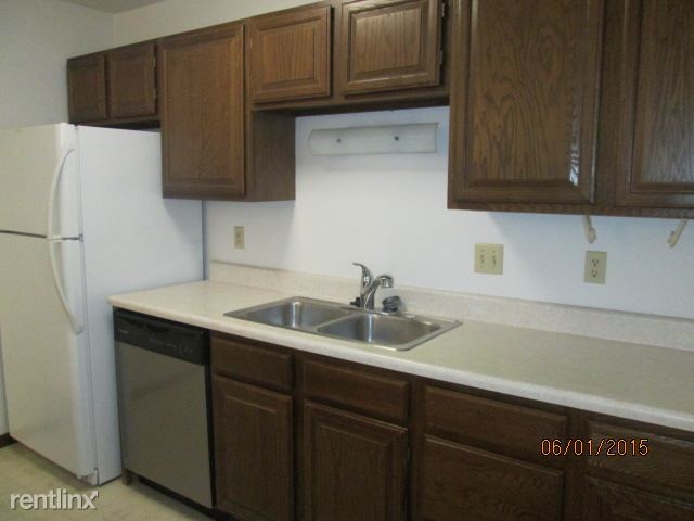 Building Photo - 815 Duke Dr
