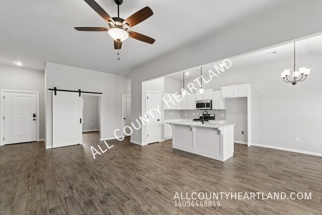 Foto del edificio - 1017 Redwood Creek Dr