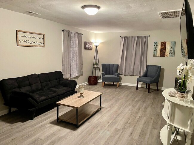 Foto del edificio - 1900 North Street - 2 furnished