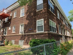 Primary Photo - 6949 S Sangamon St