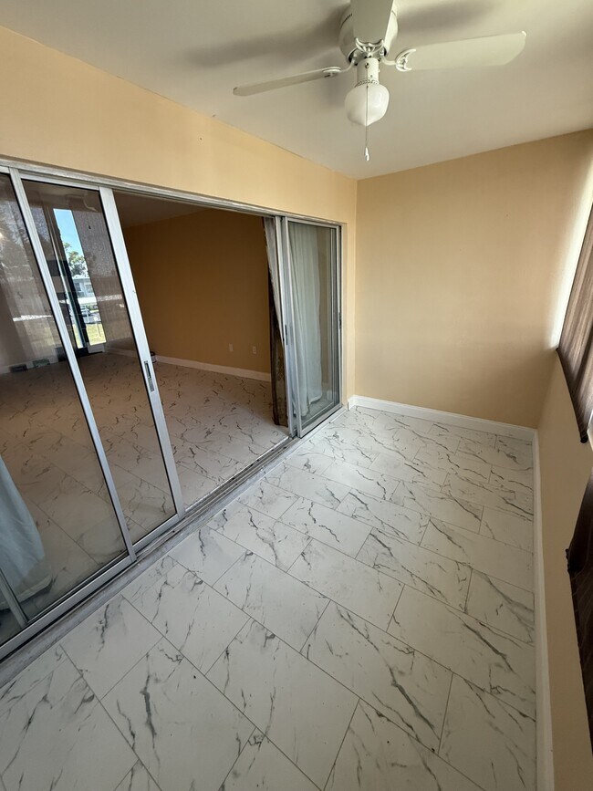 Foto del edificio - 21280 Brinson Ave