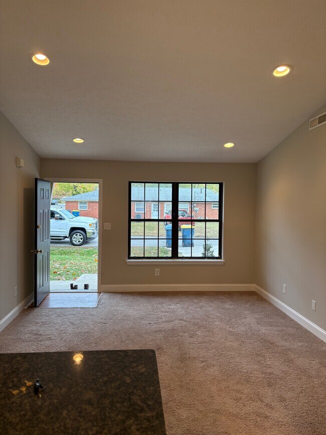 Foto del edificio - 1107 E 105th St