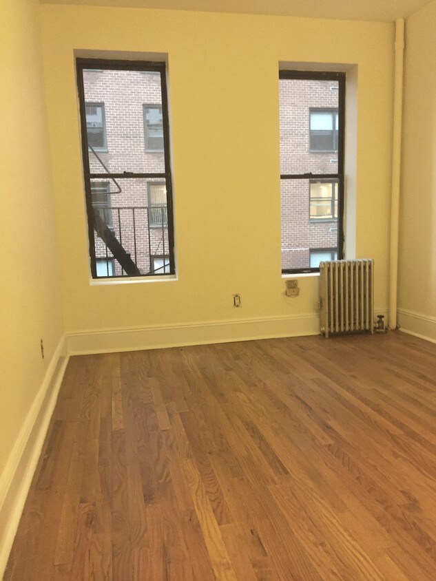 516 E 80th St, New York, NY 10075 Apartments in New York, NY