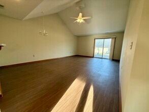 Building Photo - 6218 Ruby Cir W