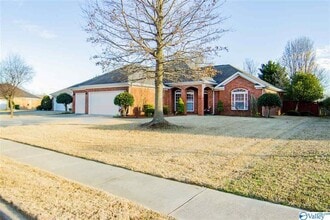 Building Photo - 5016 Liberty Park Cir SE