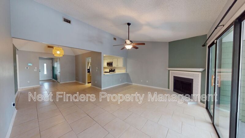 Primary Photo - 7478 Colony Cove Ln