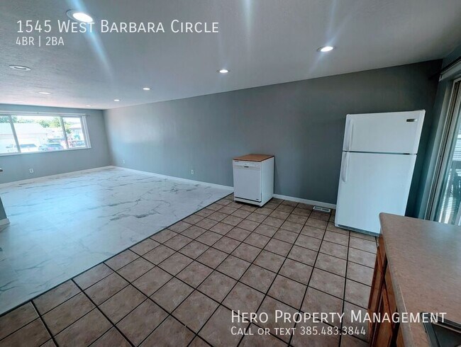 Building Photo - 1545 Barbara Cir