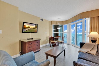 Building Photo - 2504 N Ocean Blvd