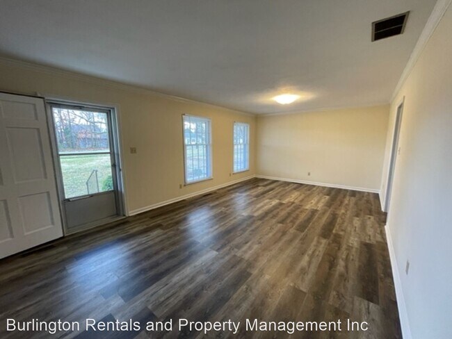 Foto del edificio - 3 br, 2 bath House - 4944 Pagetown Rd