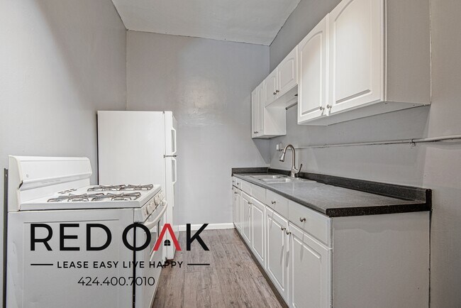 Foto del edificio - 854 S Oxford Ave