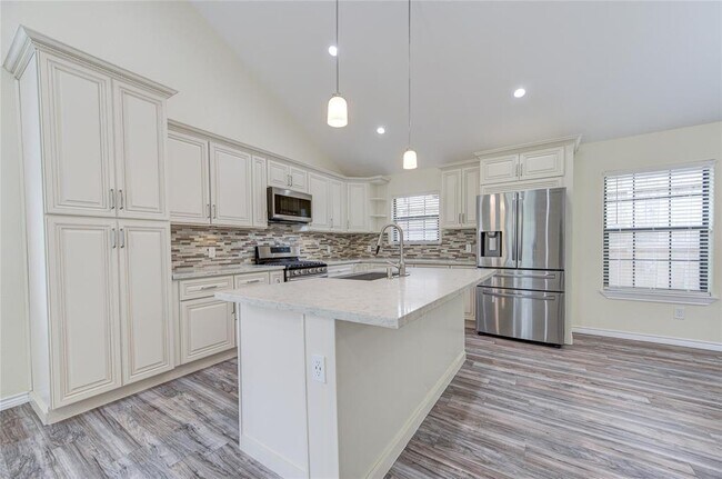 Foto del edificio - 5538 Darnell St
